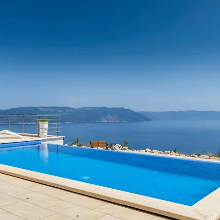 4 Bedroom Beautiful In Labin Vicani