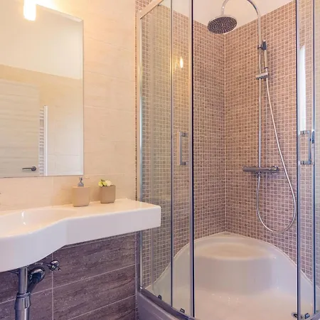 Holiday home 4 Bedroom Beautiful In Labin